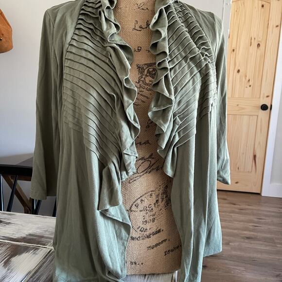 August Silk Sage Green Cardigan Size Petite Medium - Picture 1 of 3